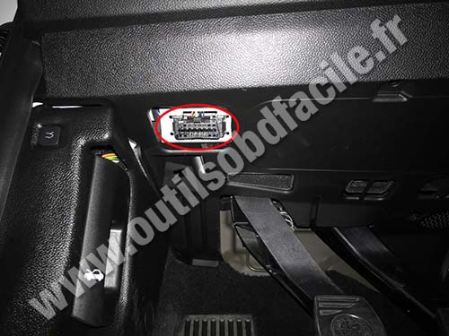 Alfa Romeo Giulia - Prise OBD