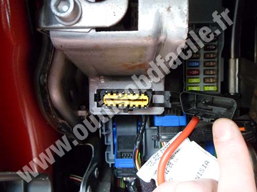 Alfa Romeo Mito connecteur OBD