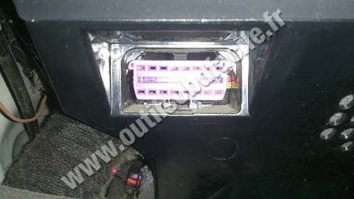 Audi A4 prise diag OBD