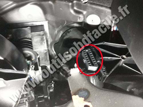 BMW X2 - Prise OBD