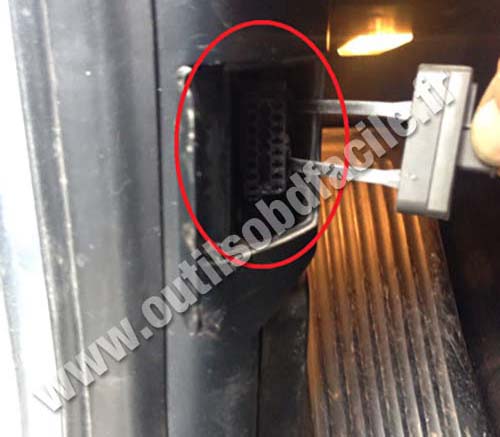 BMW X3 E83 - Prise OBD 2