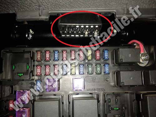 Chery A-13 prise OBD2