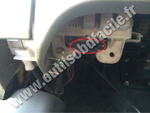 Chery Tiggo T11 - Connecteur OBD 2