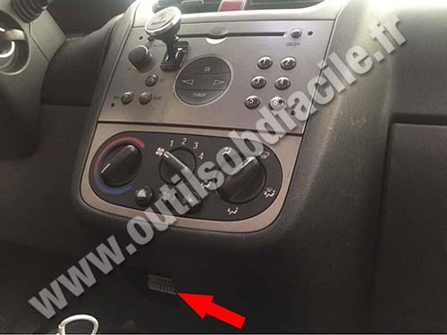 Chevrolet Corsa - Console centrale