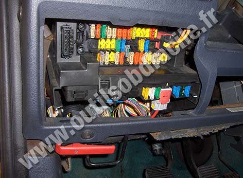 Citroen Berlingo connecteur OBD