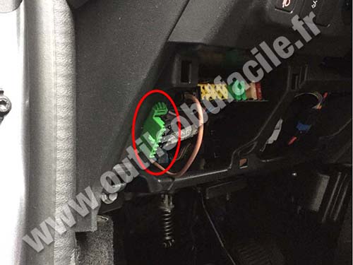 Citroen C-Elysée - Prise OBD