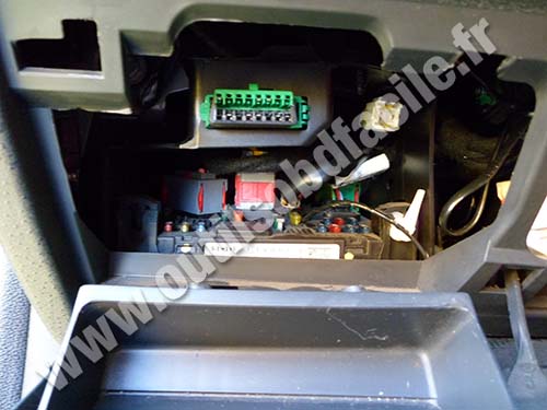 Citroen C2 prise OBD