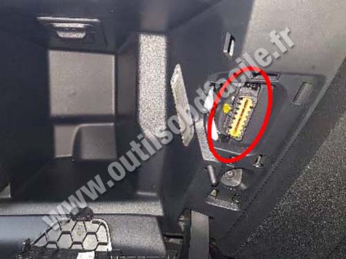 C4 Grand Picasso - Prise OBD