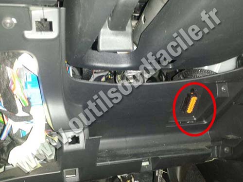 Citroen C4 Picasso Connecteur OBD