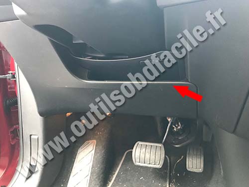 Citroen C4 SpaceTourer - Cache plastique