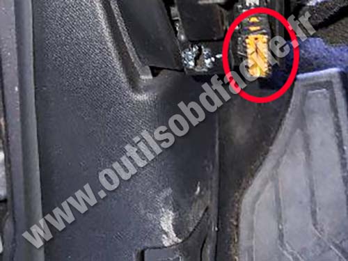 Citroën C5 X - Prise OBD