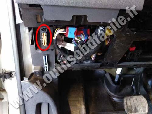 Citroen Jumpy - Prise OBD