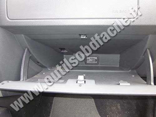 Dacia Logan vide poches passager