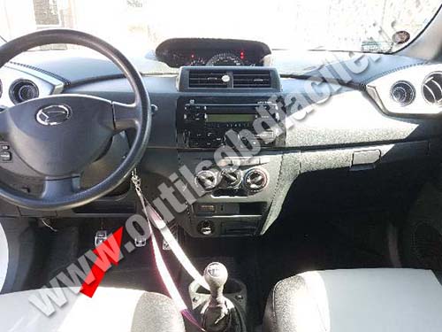 Daihatsu Materia - Tableau de bord