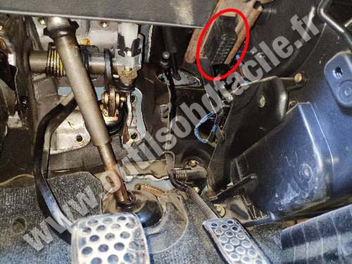 Daihatsu Sirion - Prise OBD