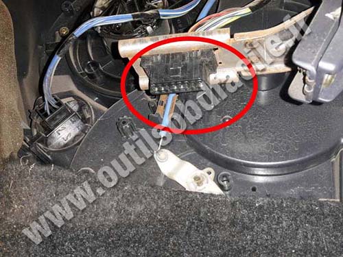 Daihatsu Terios Connecteur OBD2