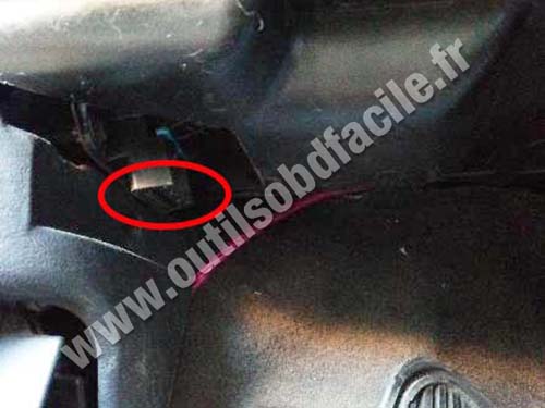 Dodge Stratus - Prise OBD