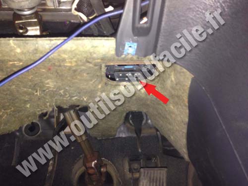 Dodge Stratus - Connecteur OBD