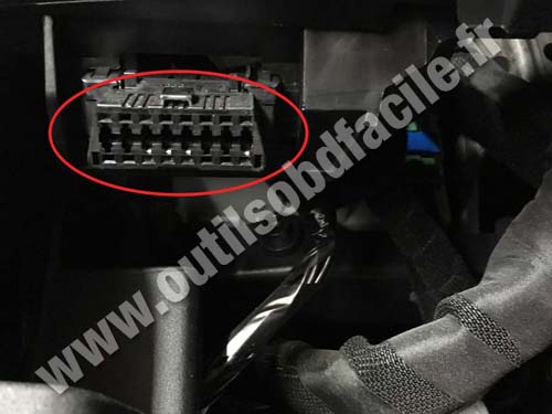 Fiat 500L - Prise OBD