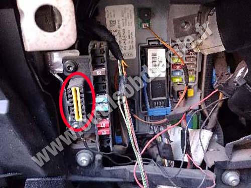 Fiat Qubo - Prise OBD