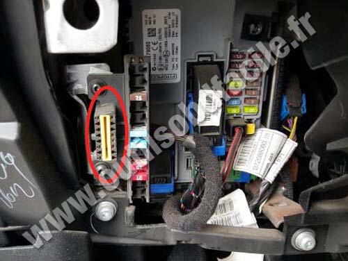 Fiat Qubo - Connecteur OBD