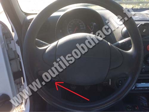 Prise OBD2 pour les Fiat Seicento (1998 - 2000) fuse box on fiat bravo 