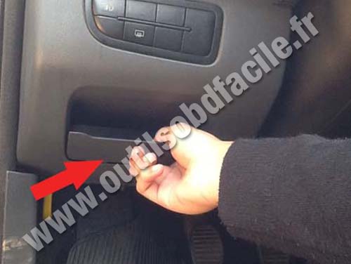 Fiat Uno - Trappe connecteur