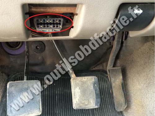 Ford Ranger - Connecteur OBD2
