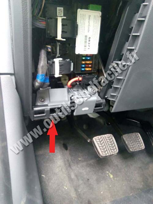 Ford Ranger T6 - Panneau plastique