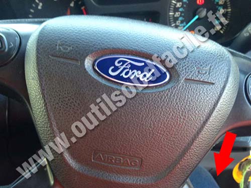 Ford Transit Custom RHD Volant