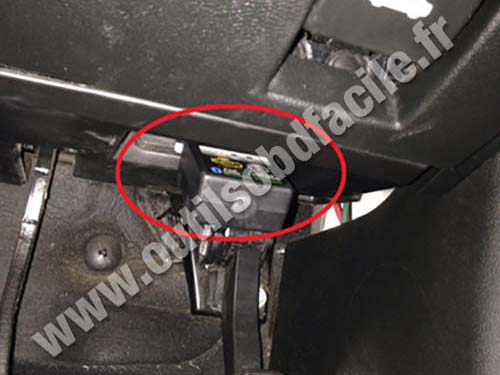 Holden Commodore VE prise OBD 2