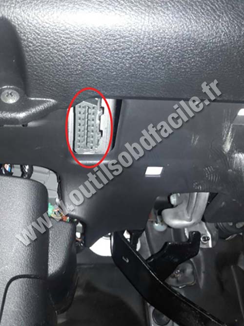 Honda Accord VII - Prise OBD2