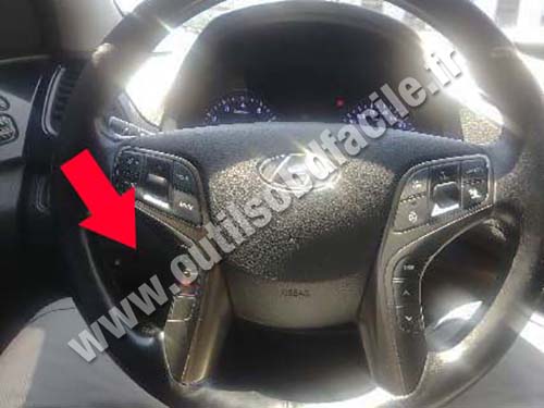 Hyundai Grandeur - Cache plastique