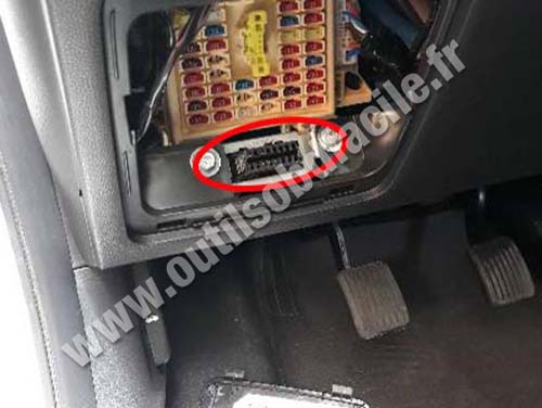 Hyundai i10 - Prise OBD