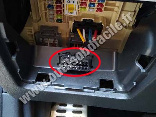 Hyundai i30 - Prise OBD