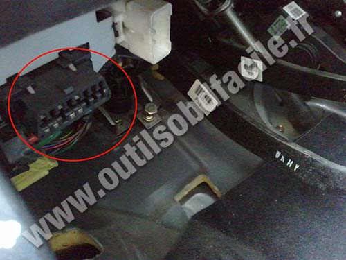 Hyundai Matrix connecteur OBD