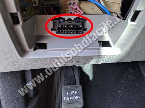 Hyundai Sonata - Prise OBD