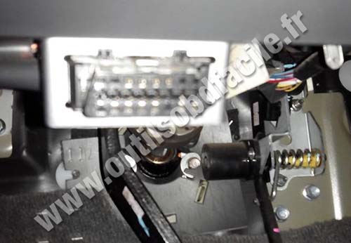 Isuzu D-Max prise diag OBD