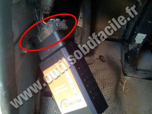 Isuzu K35 - Prise OBD