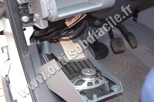 Iveco Daily accès fusible et connecteur OBD