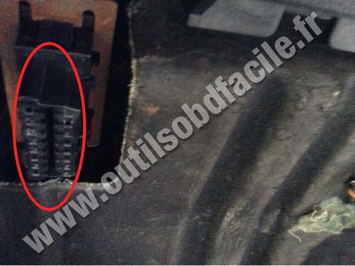 Jaguar X-Type - Prise OBD