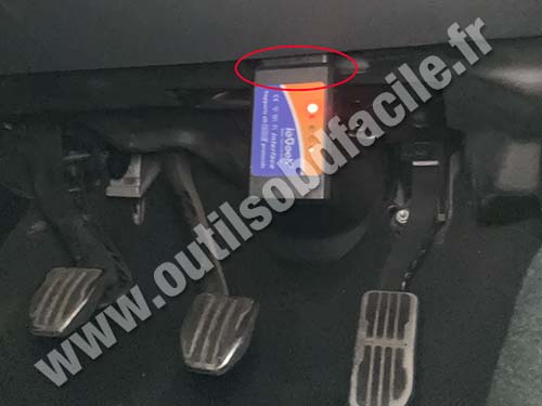 Jaguar XF II -  Connecteur OBD