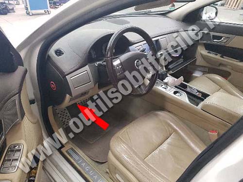 Jaguar XF-X250 - Tableau de bord