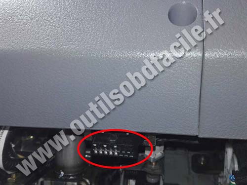 Kia Carens - Prise OBD