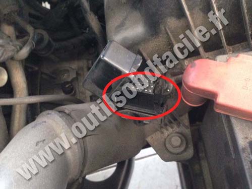 Kia Shuma - Connecteur OBD II