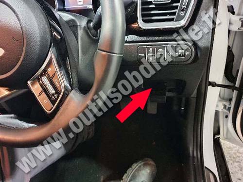 Kia XCeed - Cache plastique