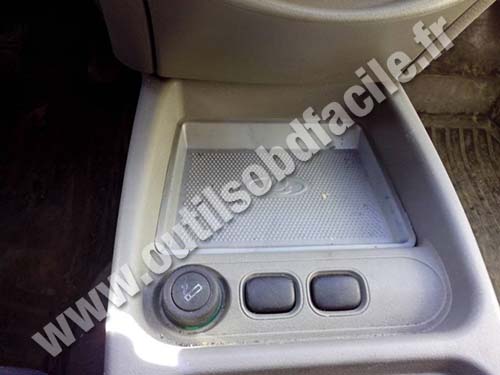 Lada Kalina console centrale