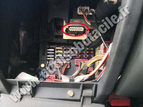 Lancia Y - Prise OBD
