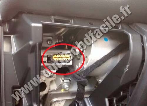 Lancia Ypsilon prise OBD2