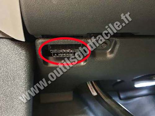 Land Rover Defender - Prise OBD